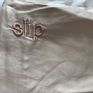 Slip pillowcase